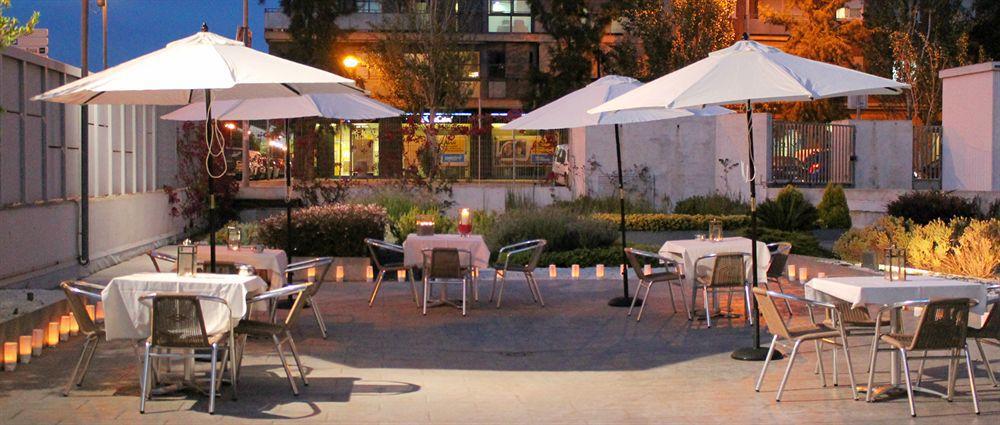 Ibis Barcelona Molins De Rei Hotel Exterior photo