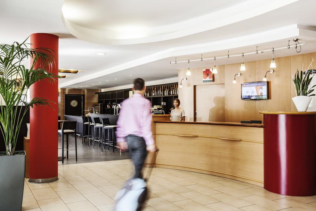 Ibis Barcelona Molins De Rei Hotel Exterior photo